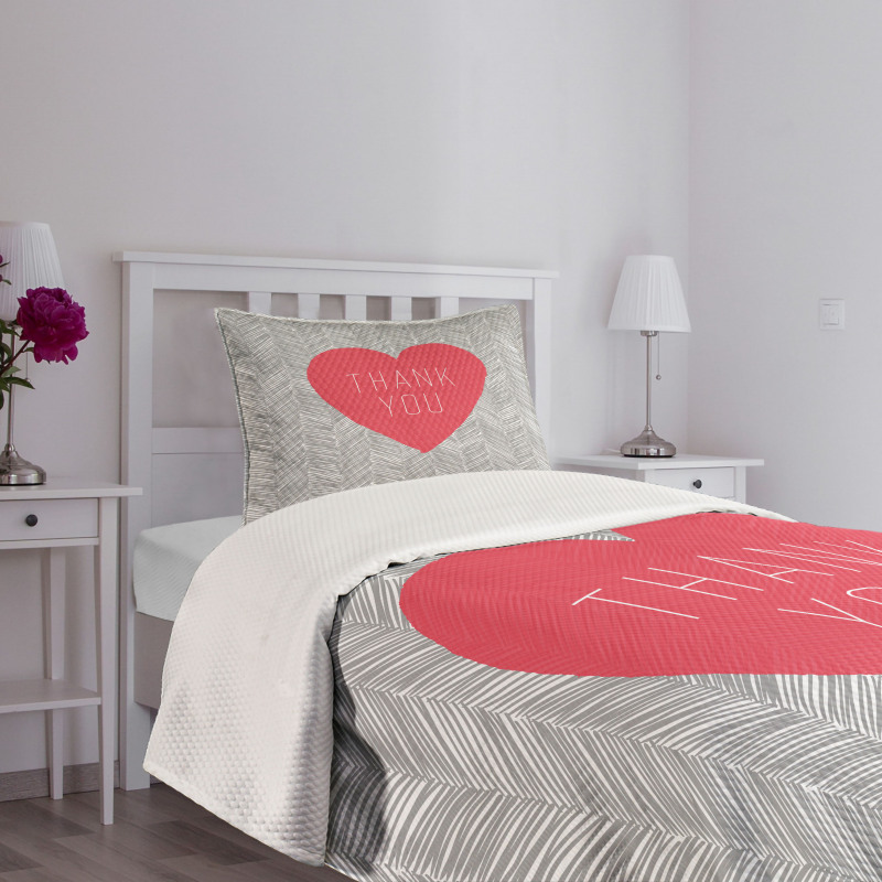 Centered Big Heart Love Bedspread Set