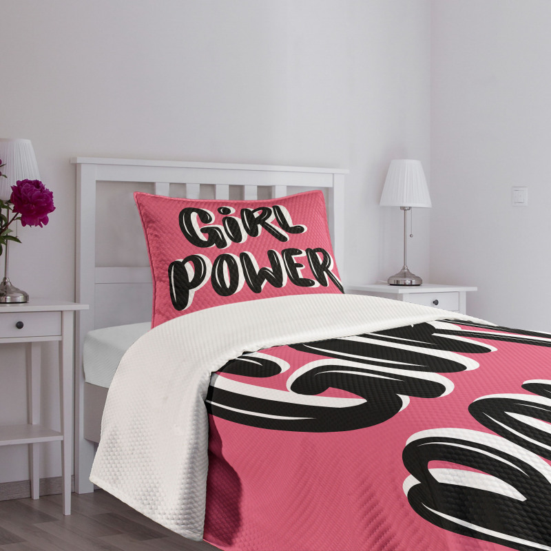 Chunky and Pop Text Bedspread Set