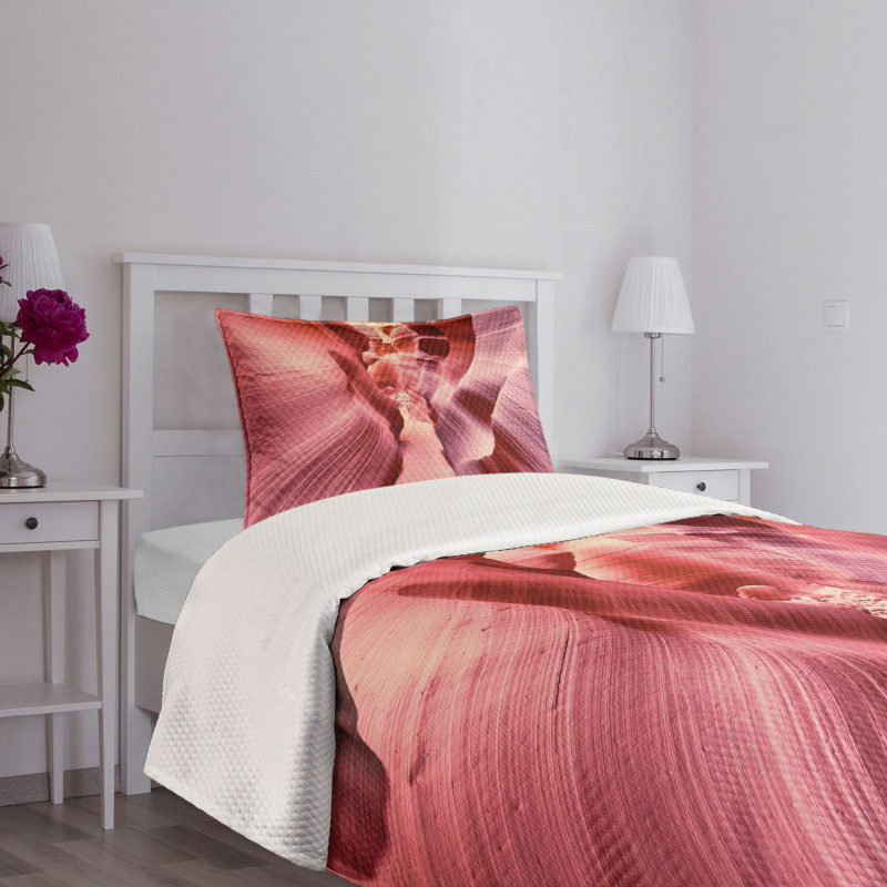 Famous Pink Antelope Canyon Bedspread Set