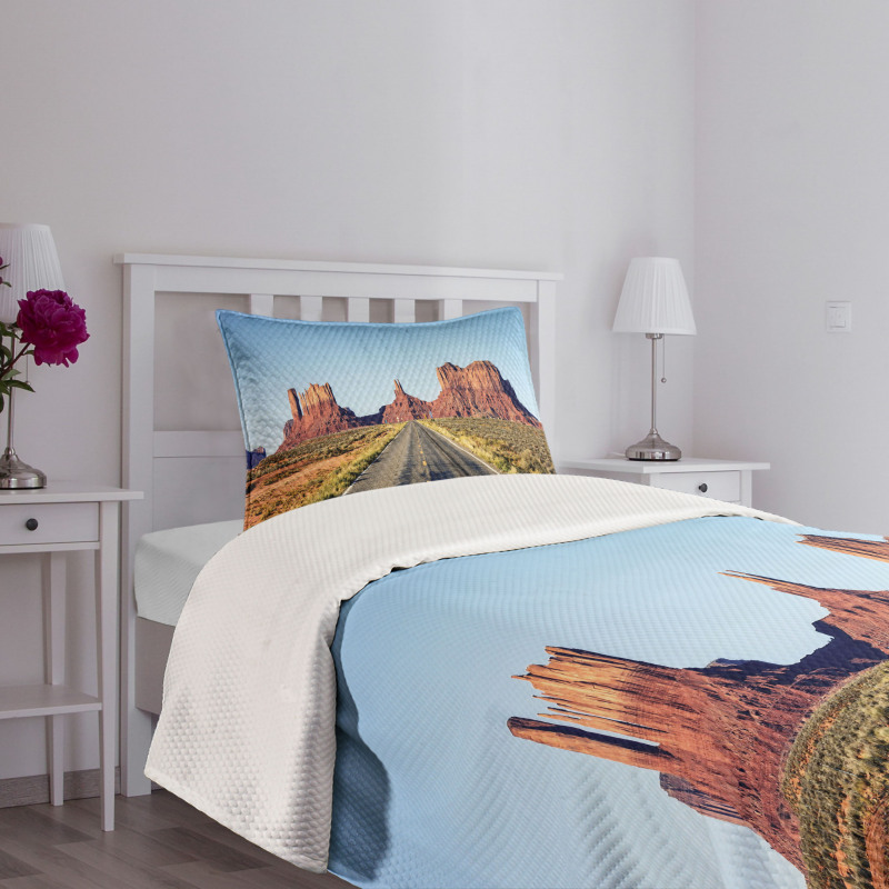 Long Road at Valley Trip Bedspread Set