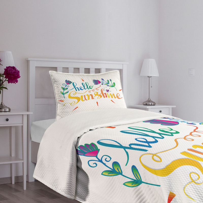 Bloom Motifs Heart Bedspread Set