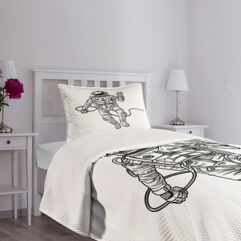 Cosmonaut Waving Hand Bedspread Set