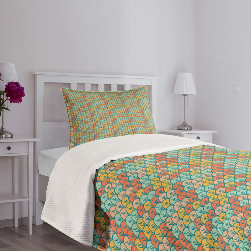 Scales Bedspread Set