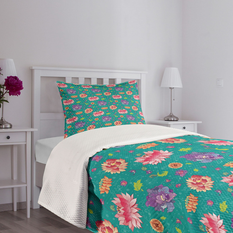 Oriental Garden Art Motifs Bedspread Set