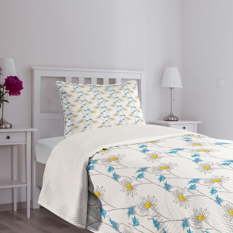 Daisy Blooms Paintbrush Art Bedspread Set