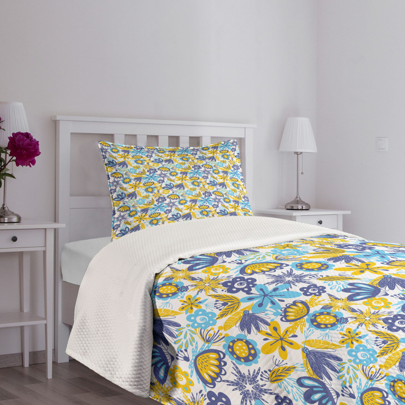 Chrysanthemum and Butterfly Bedspread Set