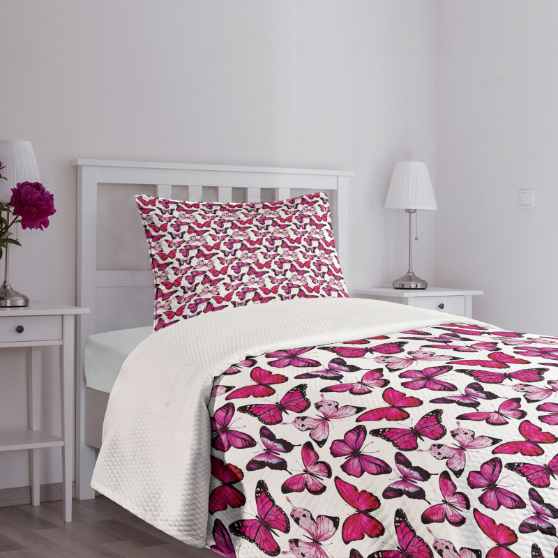 Tender Butterflies Bedspread Set