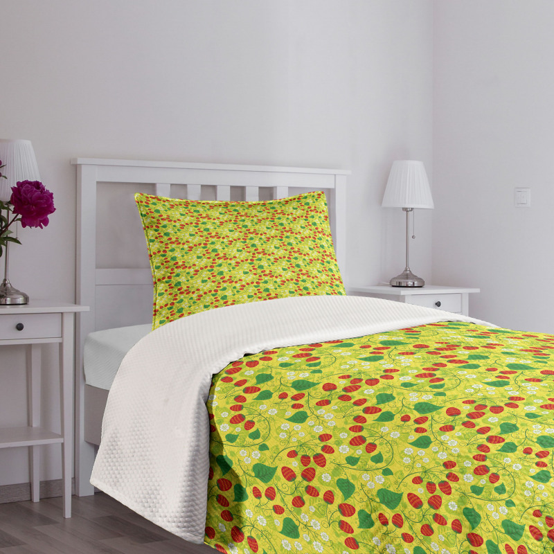 Spring Flower with Fruit Bedspread Set