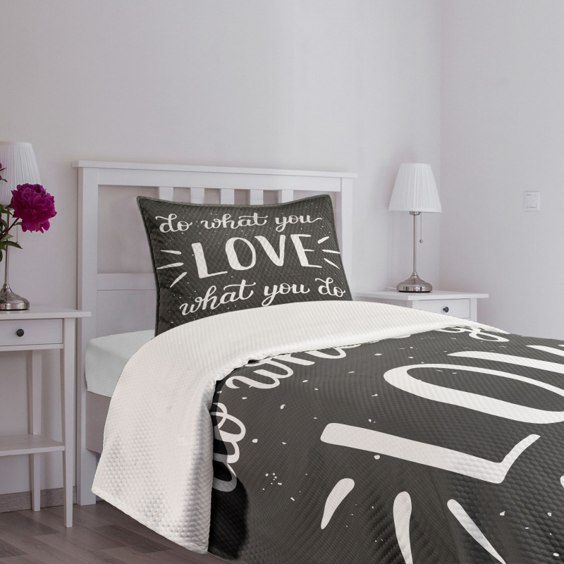 Hand Lettering Typography Bedspread Set