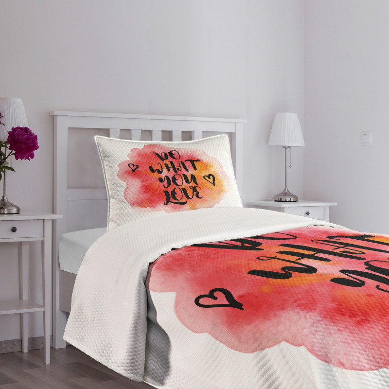 Hearts with Grunge Message Bedspread Set