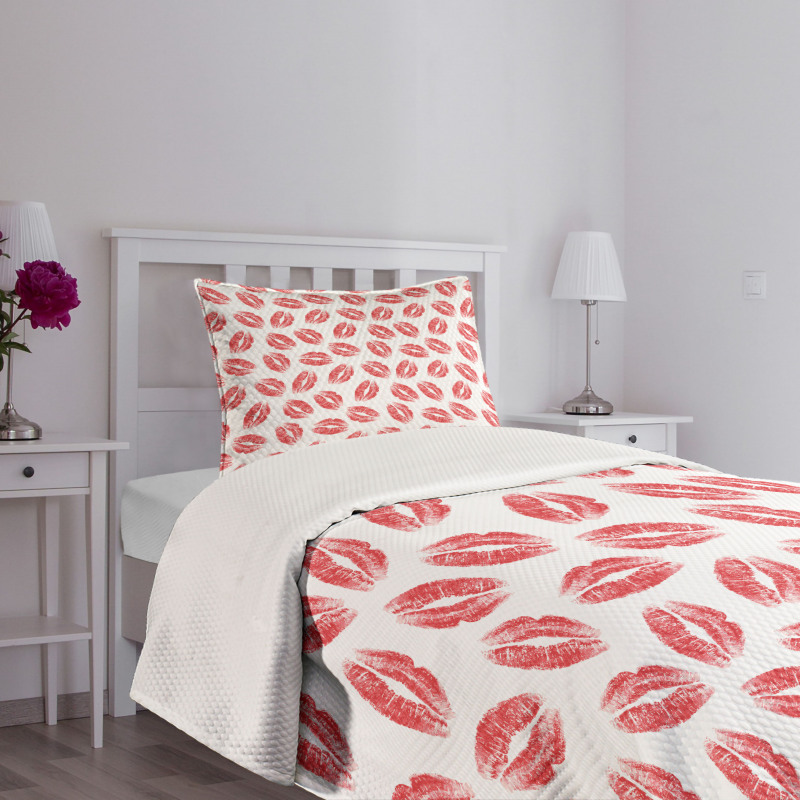 Woman Lipstick Lips Print Bedspread Set