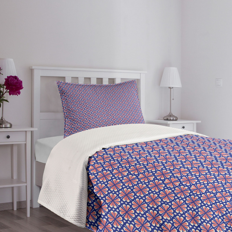 Nostalgic Floral Petals Bedspread Set