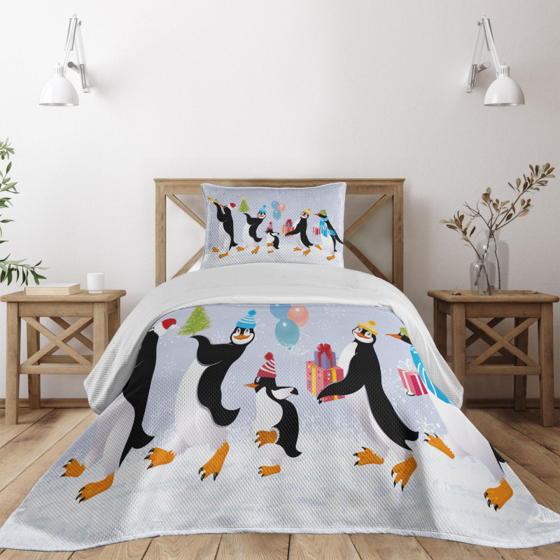 Penguins in Caps Bedspread Set