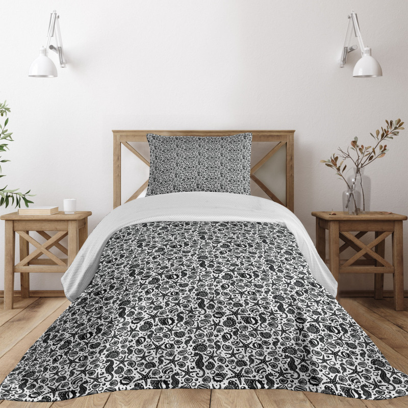 Silhouette Underwater Bedspread Set