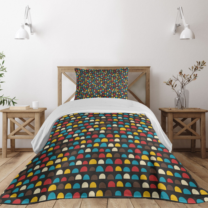 Retro Half Circles Bedspread Set