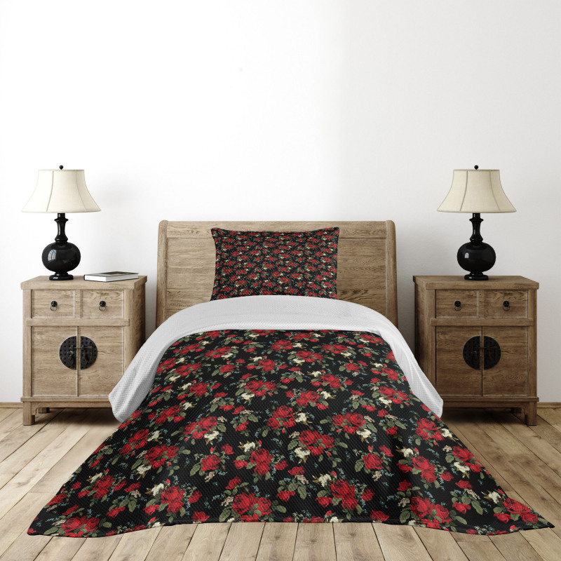 Shabby Garden Farm Bedspread Set