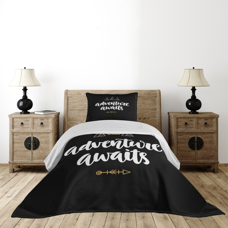 Adventure Awaits Tents Bedspread Set