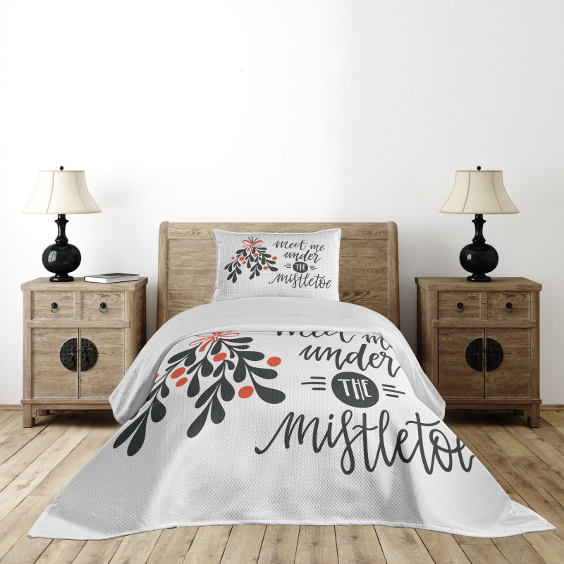 Meet Me Under Mistletoe Bedspread Set