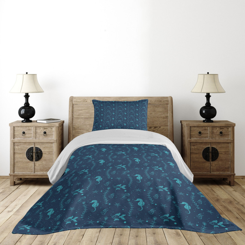 Goldfish Seahorse Bedspread Set