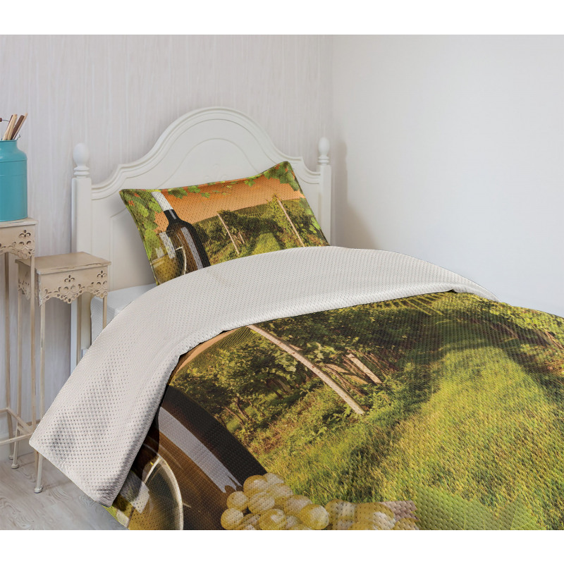 Bottle Grapes Sunset Bedspread Set