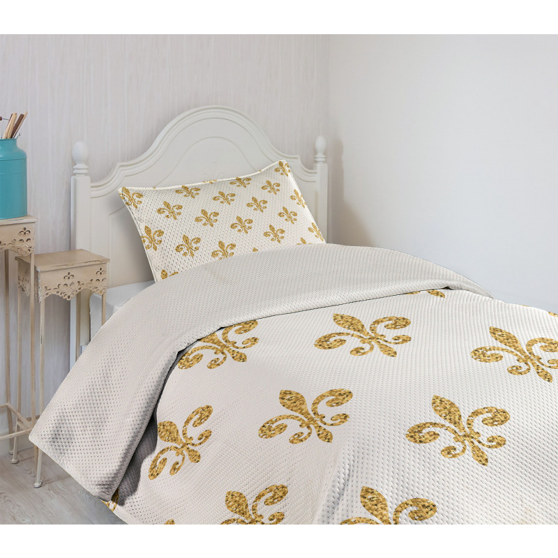 European Lily Noble Bedspread Set