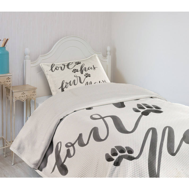 Brush Text Animal Lover Bedspread Set