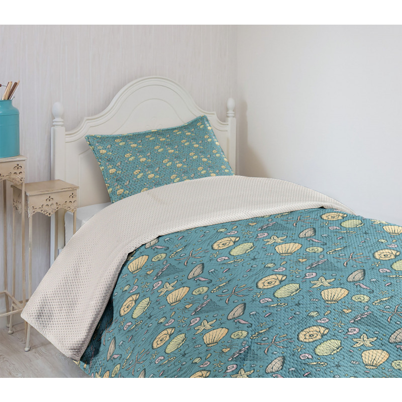 Summer Beach Clam Bedspread Set