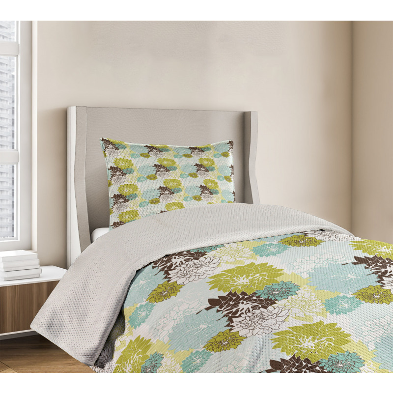 Pastel Wildflower Leaves Bedspread Set