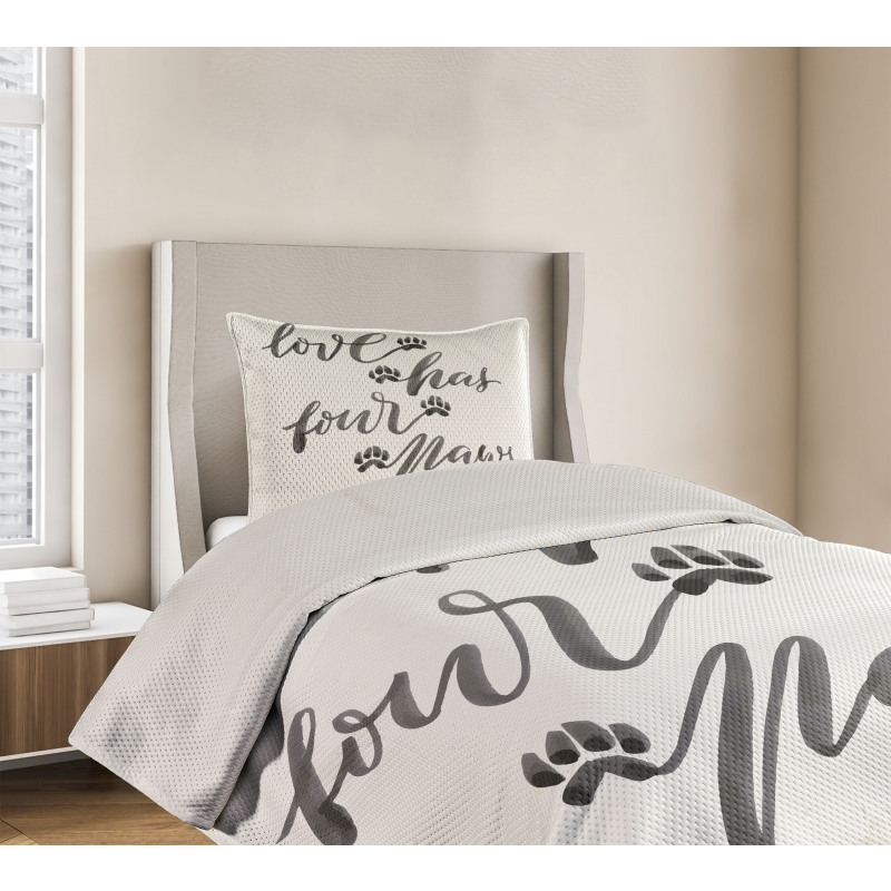 Brush Text Animal Lover Bedspread Set