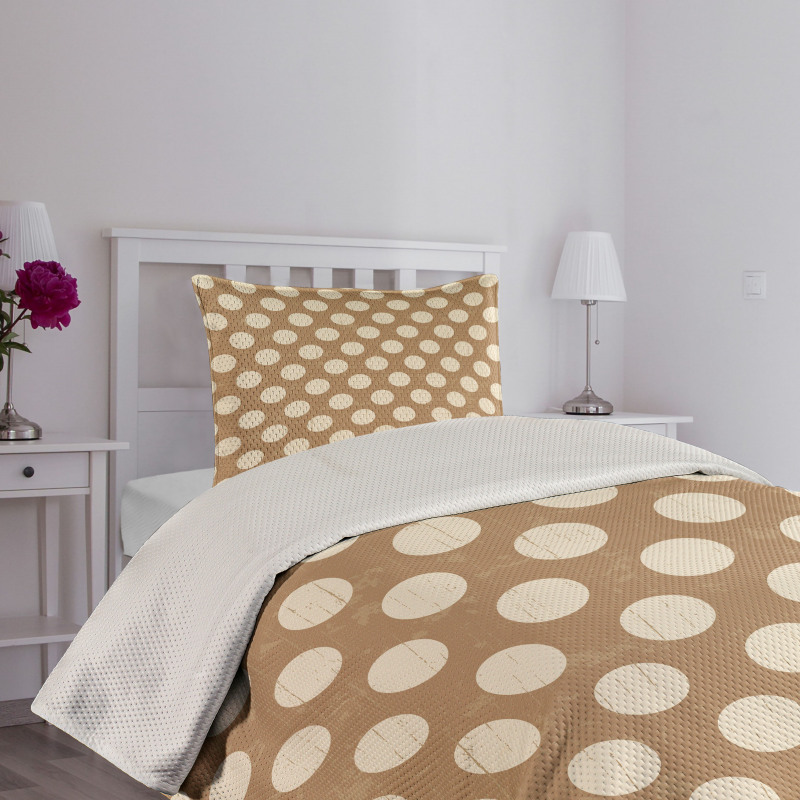 Big Polka Dots Grungy Old Bedspread Set