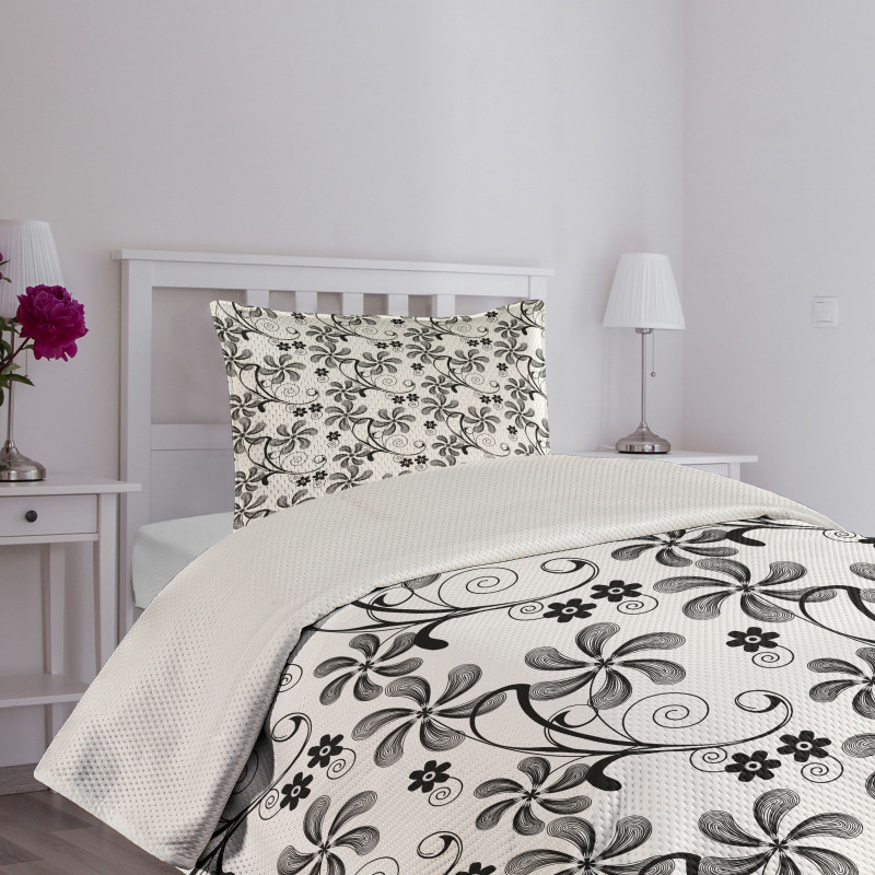 Monochrome Doodle Plants Bedspread Set