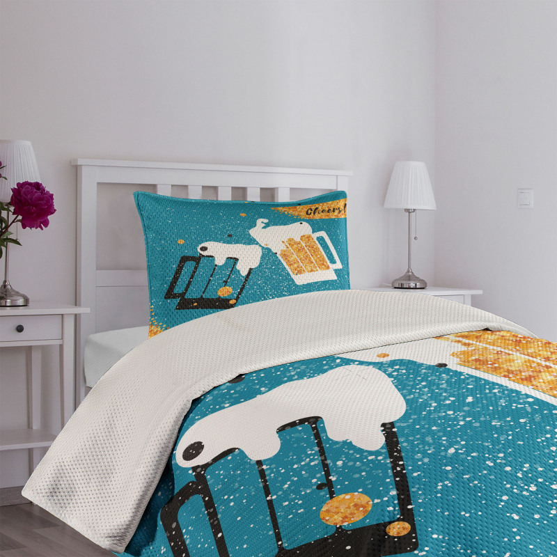 Beer Mugs Toasting Bedspread Set