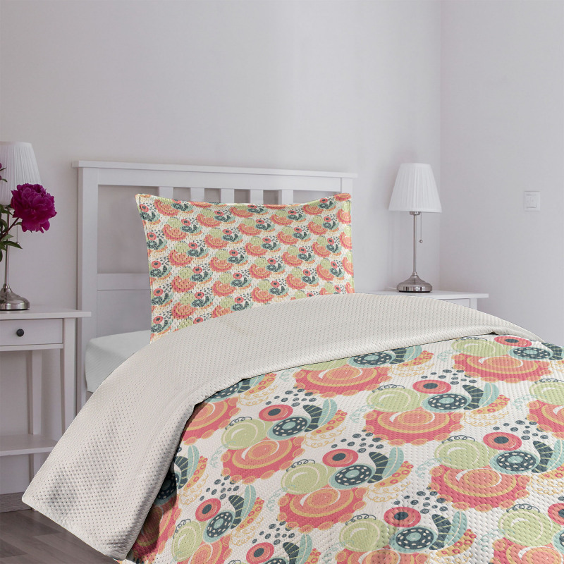 Sloppy Scribbled Dots Bedspread Set