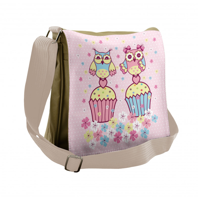 Couples Cupcakes Romantic Messenger Bag