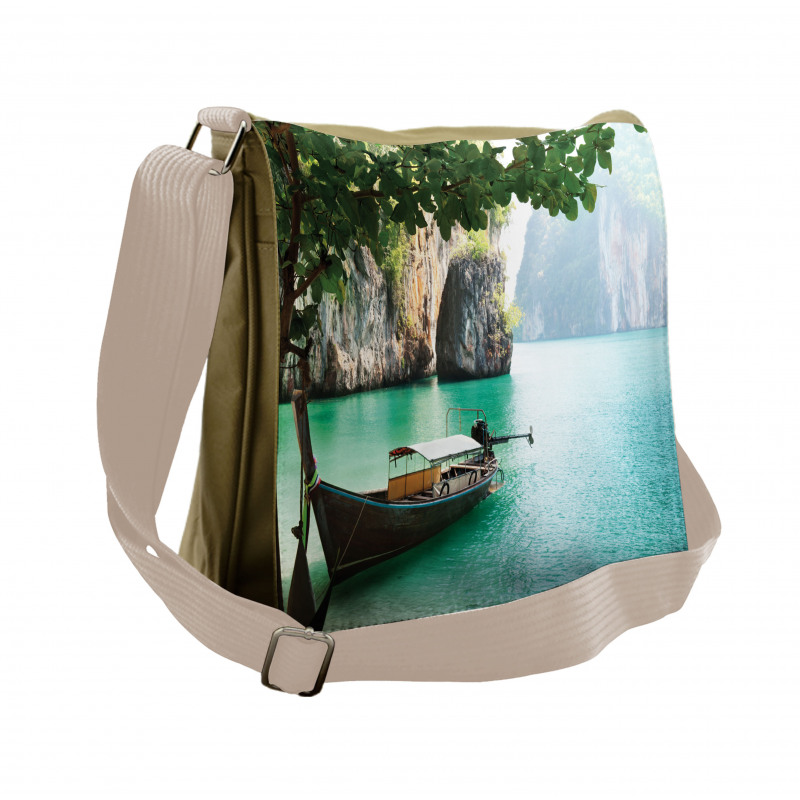 World Seascape Shore Messenger Bag