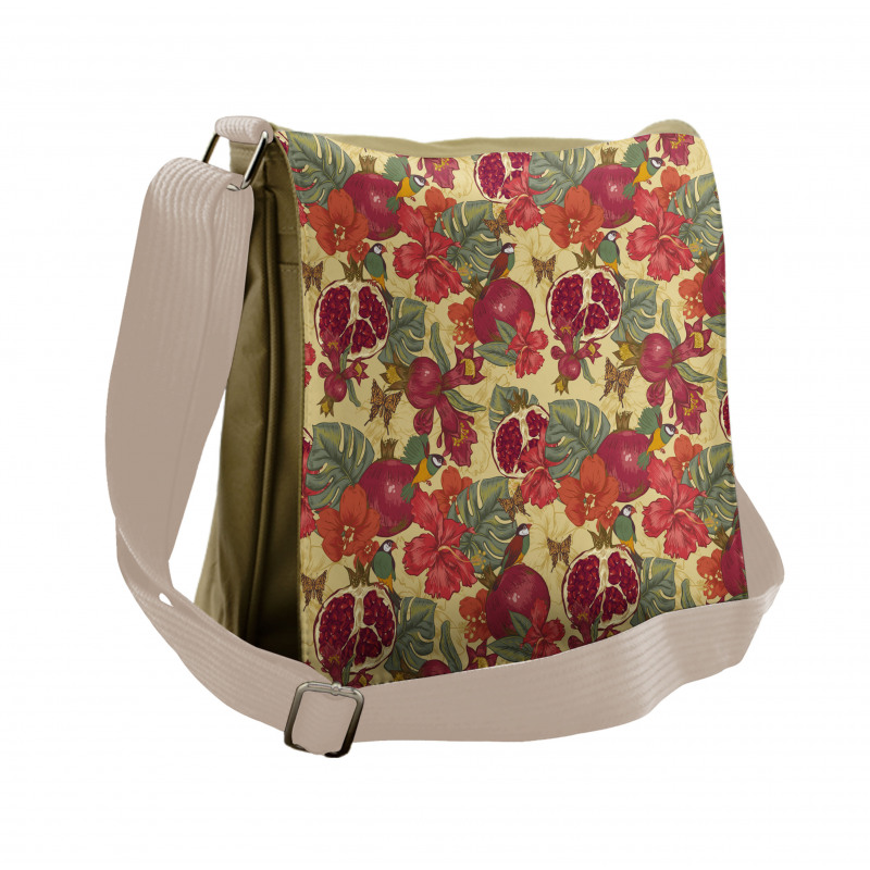 Exotic Wild Tropic Birds Messenger Bag