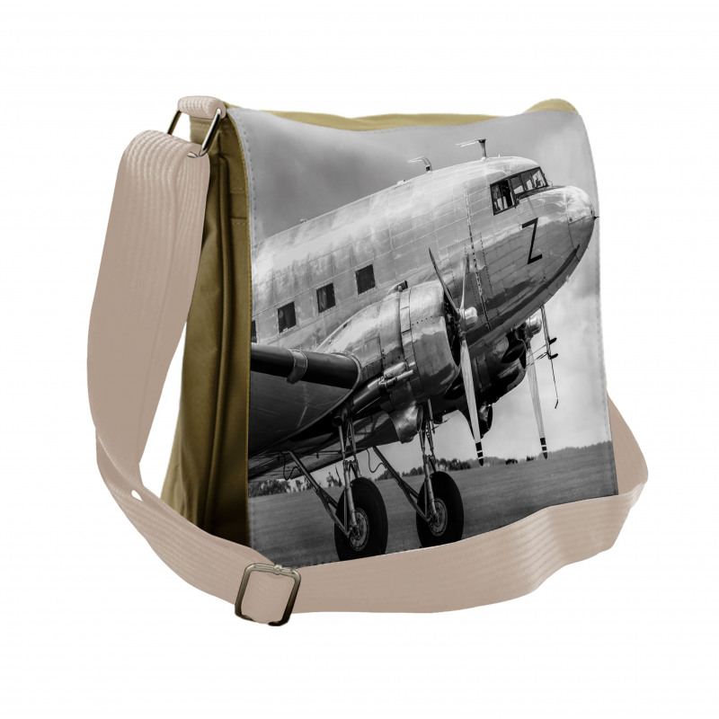 Old Airliner Messenger Bag