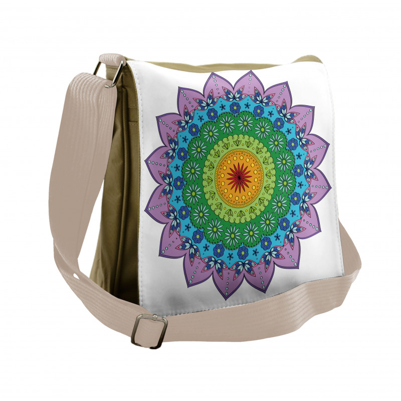 Eastern Daisy Messenger Bag