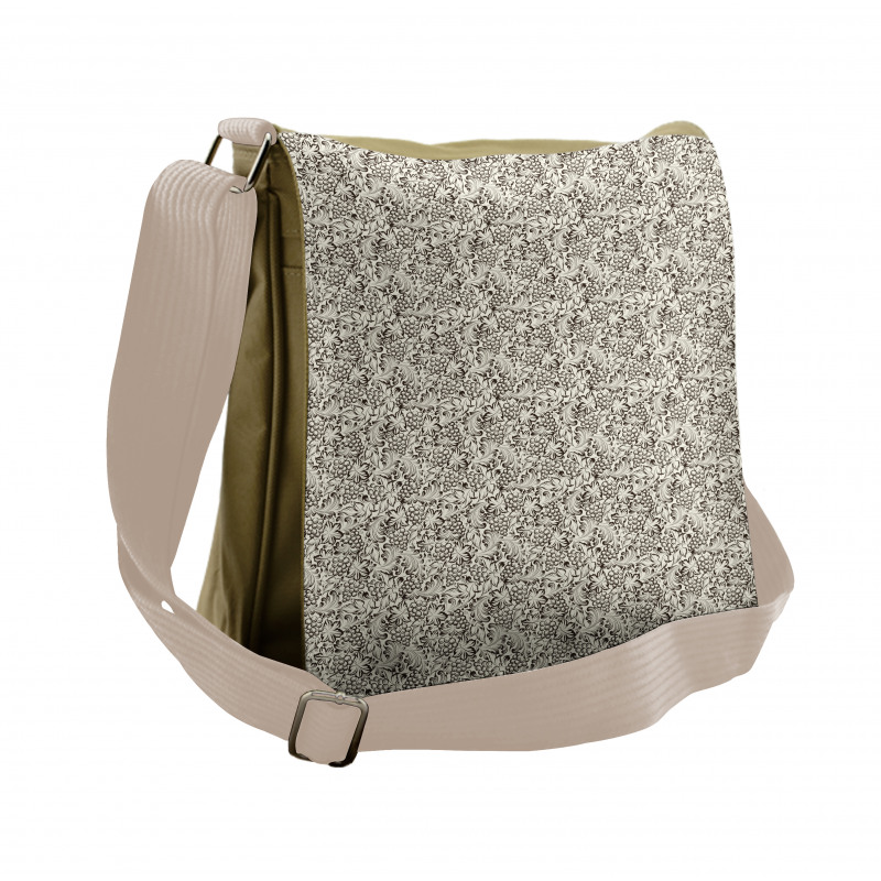 Bulky Leaves Messenger Bag