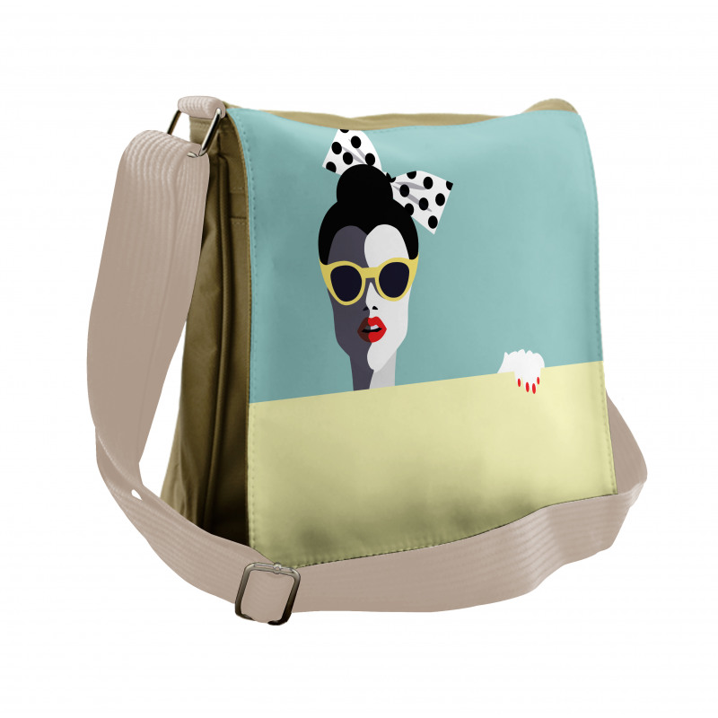 Retro Pop Art Young Woman Messenger Bag