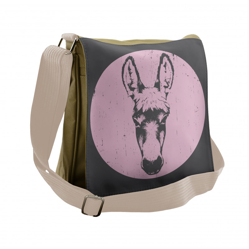 Grunge Look Animal Portrait Messenger Bag