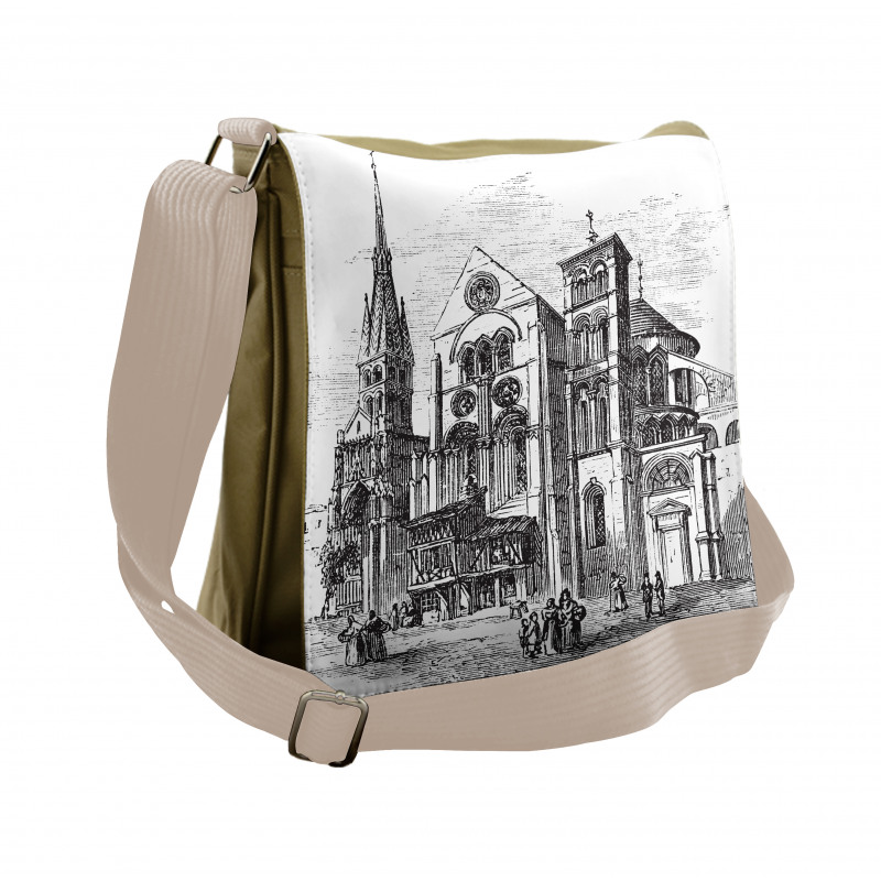 Notre-Dame-en-Vaux Art Messenger Bag