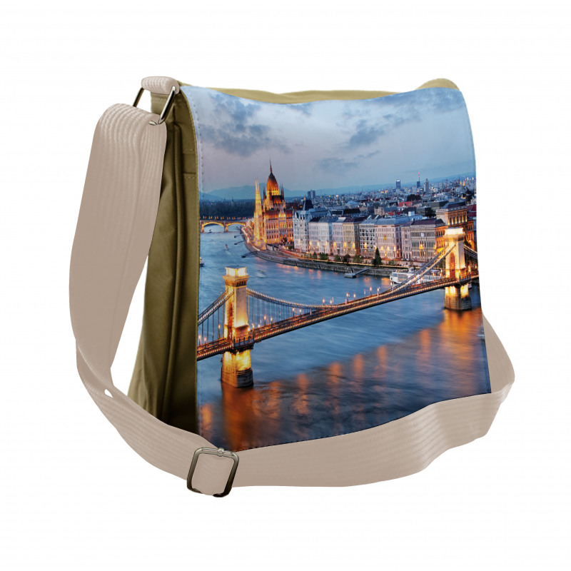 World Tourist Attractions Messenger Bag