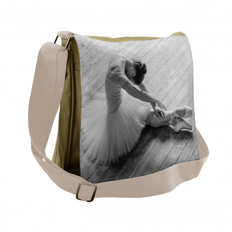 Young Dancer in Studio Messenger Bag