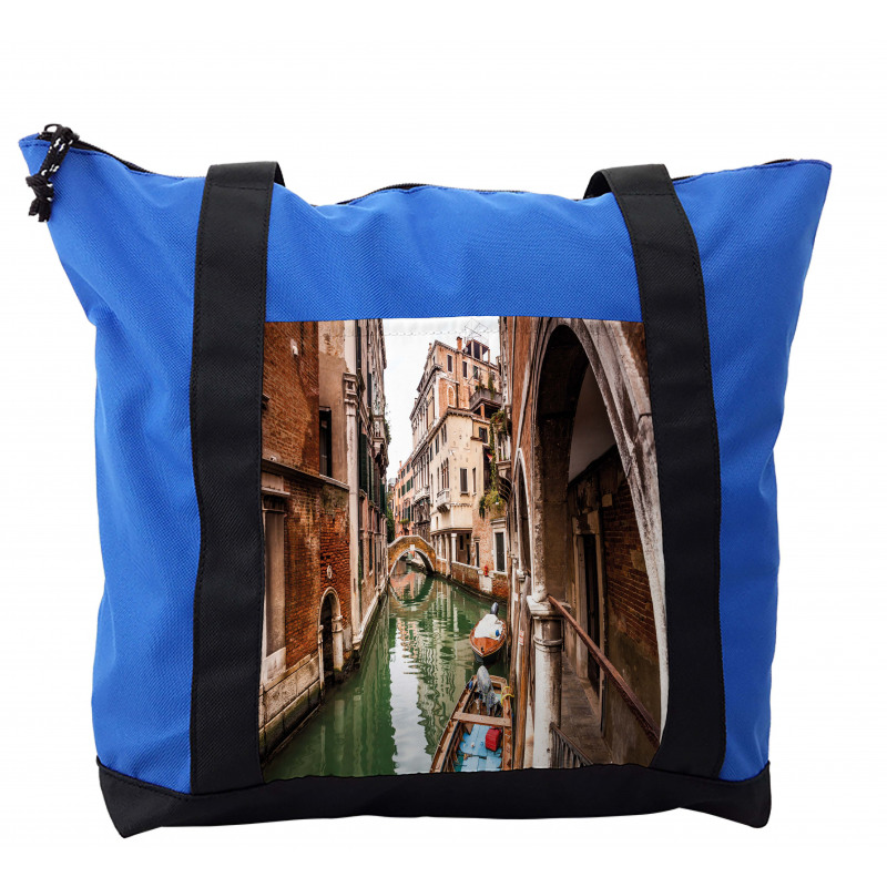 Famous Water Canal Boats Shoulder Bag