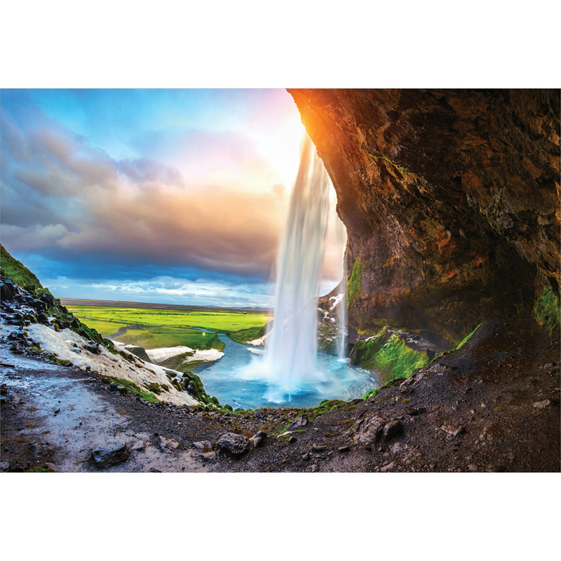 Seljalandsfoss Waterfall Aluminum Water Bottle