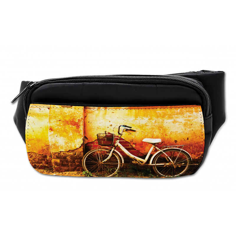 Bike Rusty Cracked Wall Bumbag