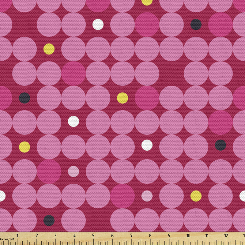 Geometrik Parça Kumaş Renkli Noktalarla Süslenmiş Daireler