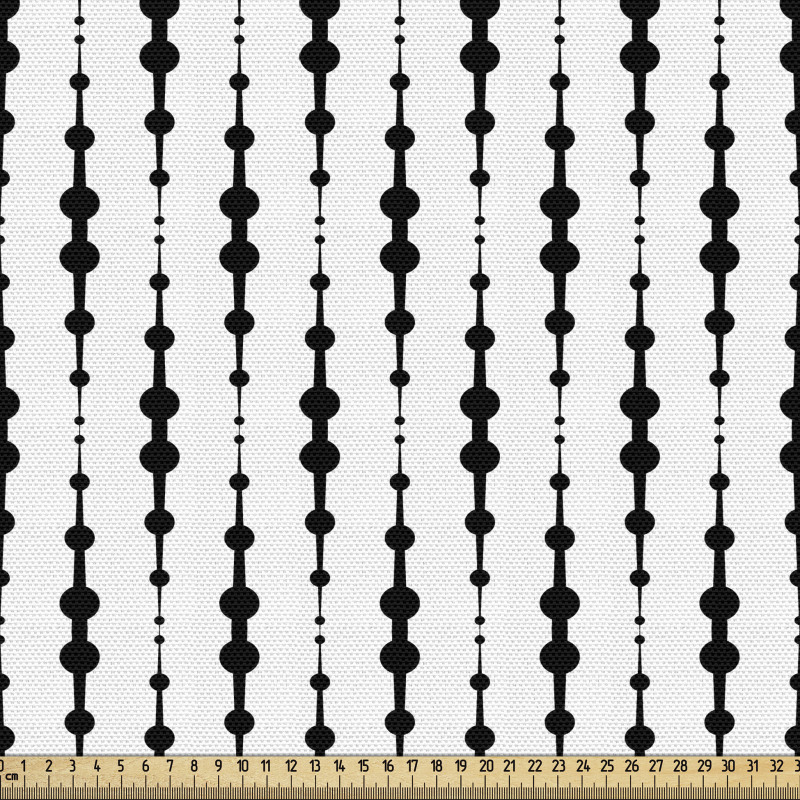 Geometrik Parça Kumaş Üzeri Noktalı Dikey Şeritli Kompozisyon
