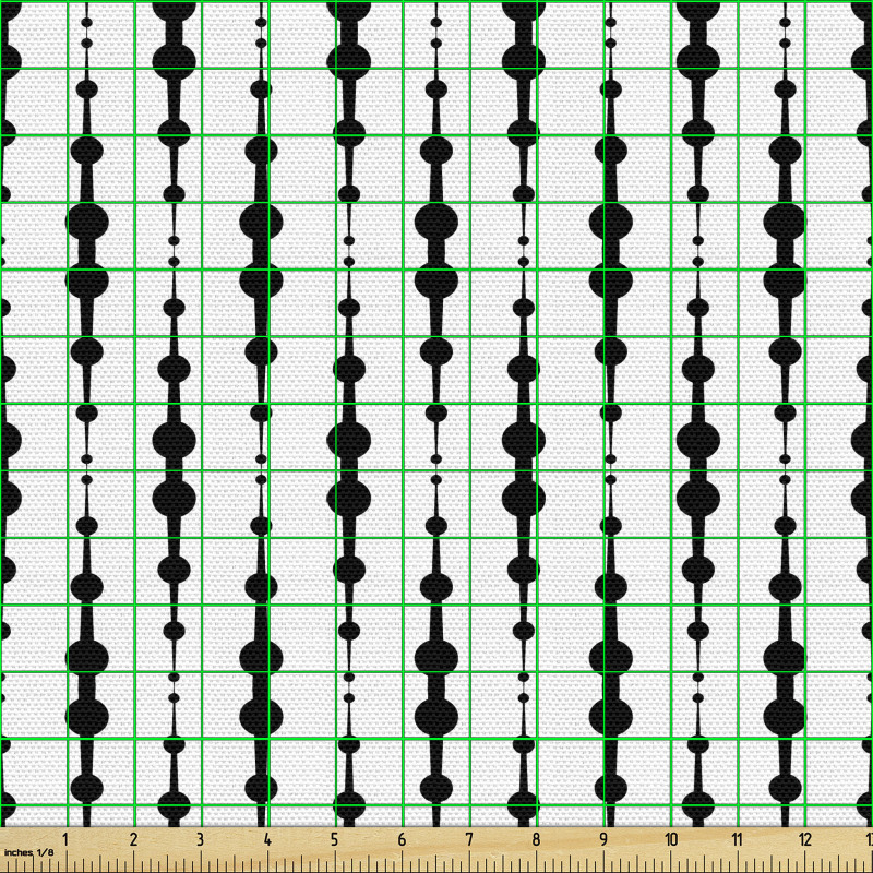 Geometrik Parça Kumaş Üzeri Noktalı Dikey Şeritli Kompozisyon